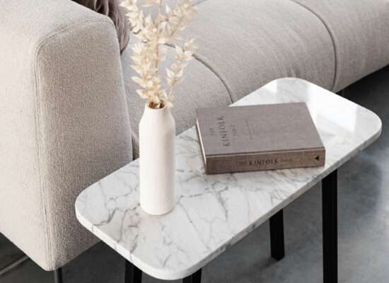 Podłoga z mikrocementu w salonie